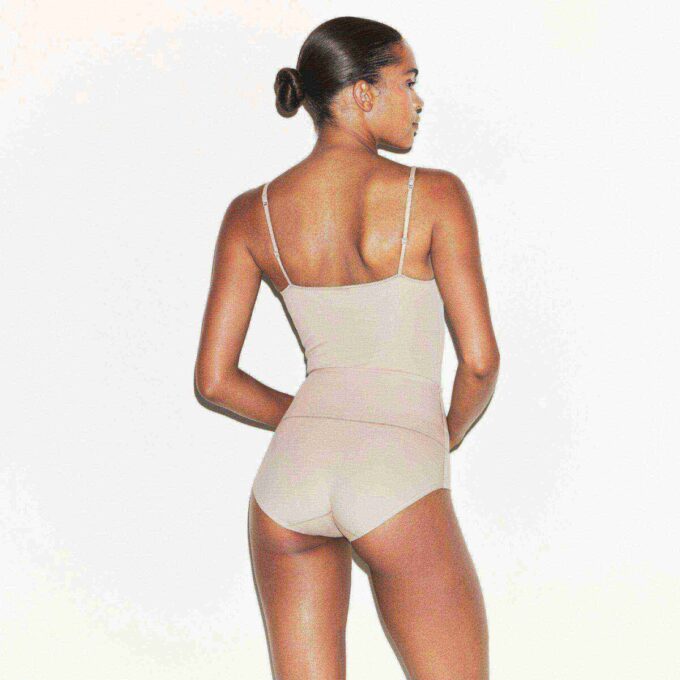 BOMULLSSHAPEWEAR-TRÖJA