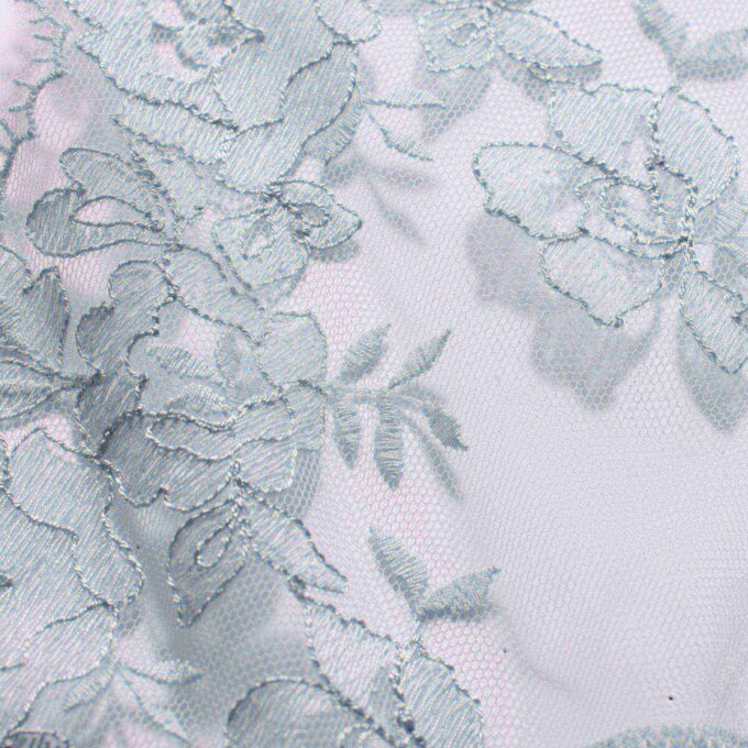 BRODERADE UNDERKLÄDER OFODRAD GREVFRIA TEDDY-BROLLAR BRODERADE UNDERKLÄDER OFODRAD GREVFRIA TEDDY-BROLLAR
