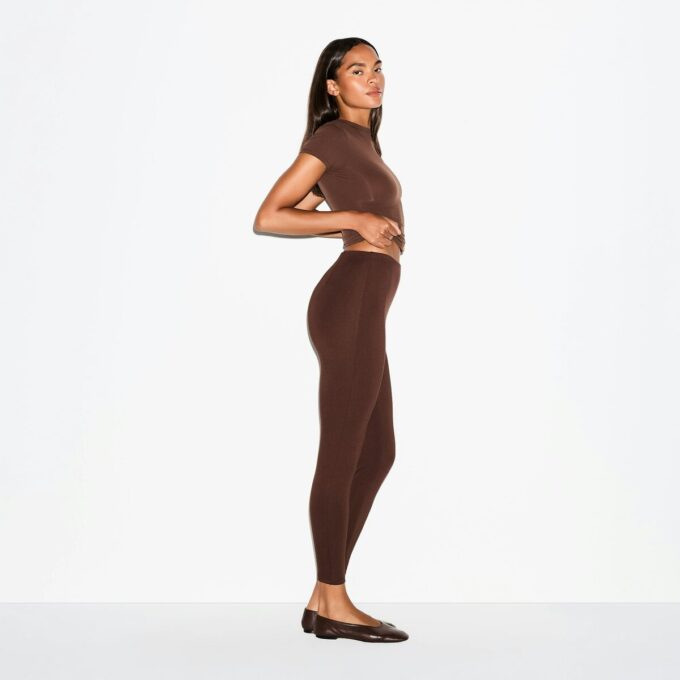 ESSENTIALCOLLEKTIONEN HÖGMIDDAD LEGGINGS