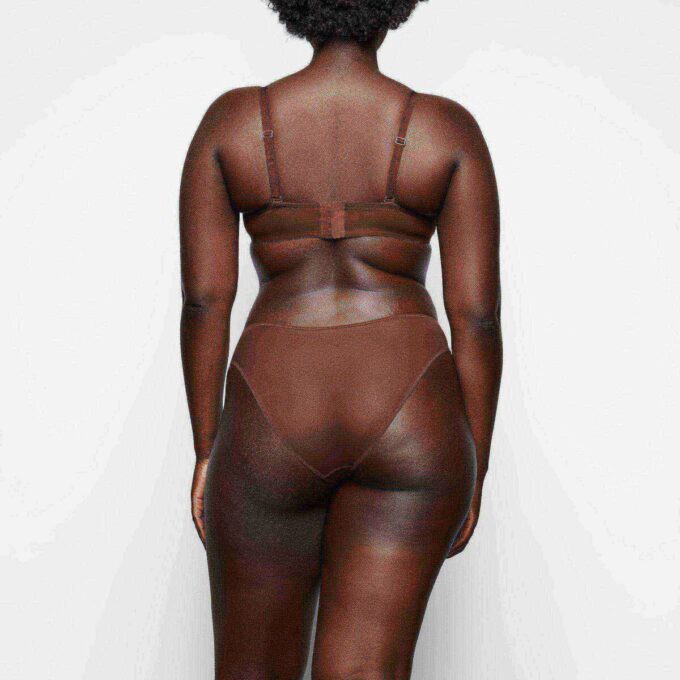 EXTRA FIN MESH ARBANDSLÖS BH EXTRA FIN MESH ARBANDSLÖS BH
