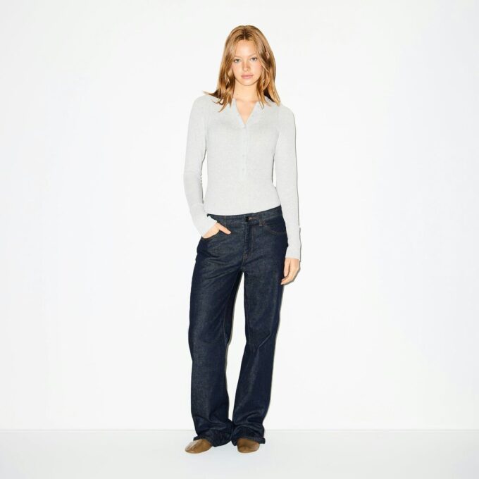 Henley-body i bomullsjersey med djup urringning Henley-body i bomullsjersey med djup urringning