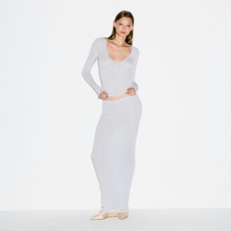 LÅNGÄRMAD HENLEY-TRÖJA I GENOMSKINLIG MODAL