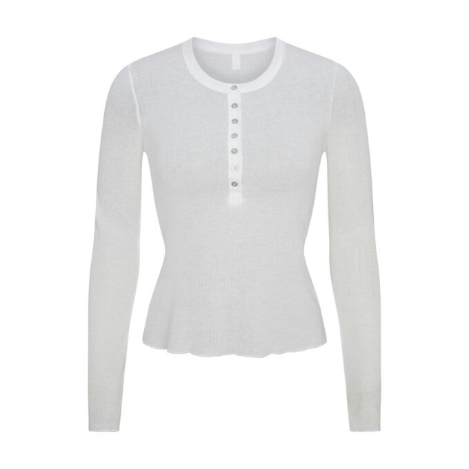 LÅNGÄRMAD HENLEY-TRÖJA MED SKINN LÅNGÄRMAD HENLEY-TRÖJA MED SKINN