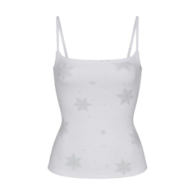 LOGOTYP PLYSKLINNE MED POINTELLE I STRASSTEN LOGOTYP PLYSKLINNE MED POINTELLE I STRASSTEN