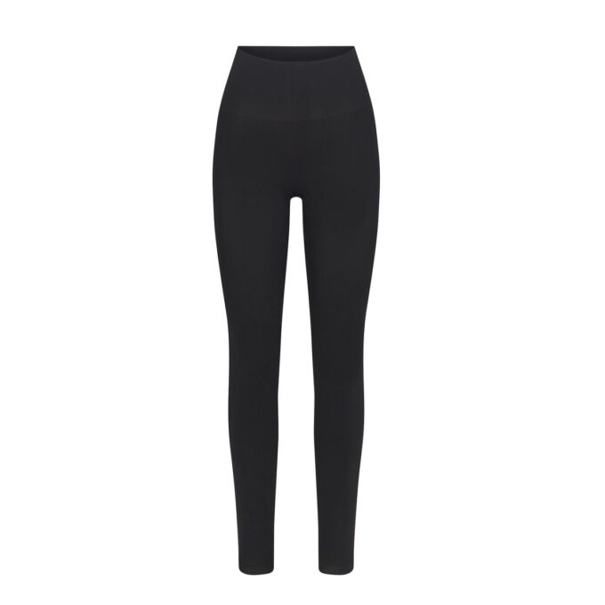 MJUKA OCH UTSLÄTANDE SÖMLÖSA LEGGINGS MJUKA OCH UTSLÄTANDE SÖMLÖSA LEGGINGS