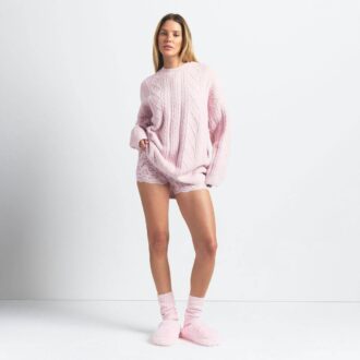 MYSIGT LÄTT, ÖVERSTORAD KABELSTICKAD TRÖJA MED RUNNING