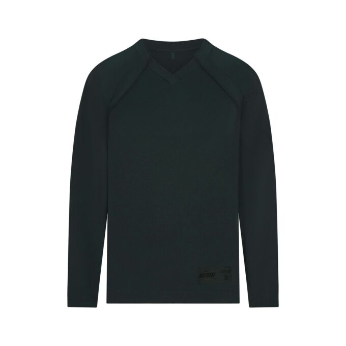 NikeSKIMS LUFTIG V-RINGAD OVERSIZED LÅNGÄRMAD TOPP NikeSKIMS LUFTIG V-RINGAD OVERSIZED LÅNGÄRMAD TOPP