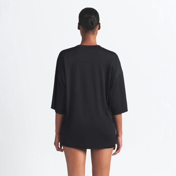 NikeSKIMS LUFTIG V-RINGAD ÖVERSIZED TOPP NikeSKIMS LUFTIG V-RINGAD ÖVERSIZED TOPP