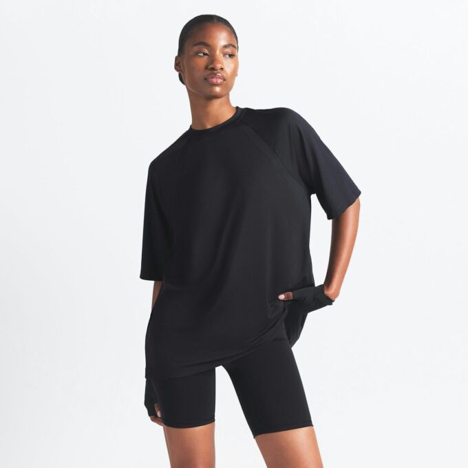NikeSKIMS LUFTIG ÖVERSIZED T-SHIRT NikeSKIMS LUFTIG ÖVERSIZED T-SHIRT