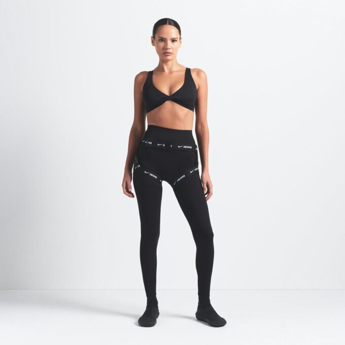 NikeSKIMS MATT 26″ LEGGINGS NikeSKIMS MATT 26″ LEGGINGS