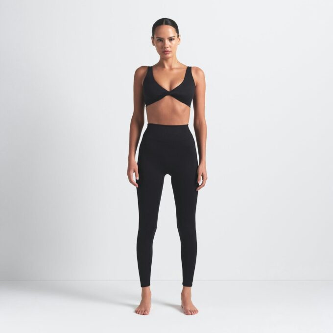 NikeSKIMS MATT 26″ LEGGINGS NikeSKIMS MATT 26″ LEGGINGS