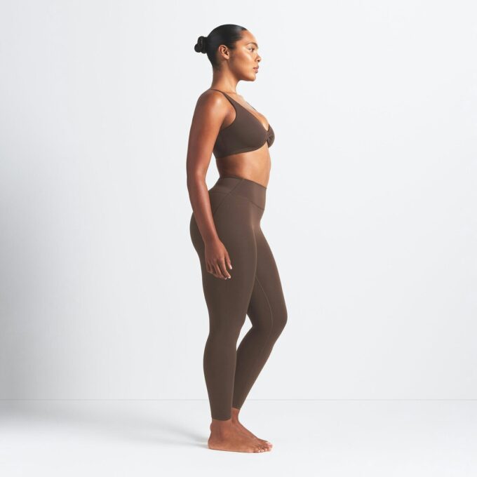 NikeSKIMS MATT 26″ LEGGINGS NikeSKIMS MATT 26″ LEGGINGS