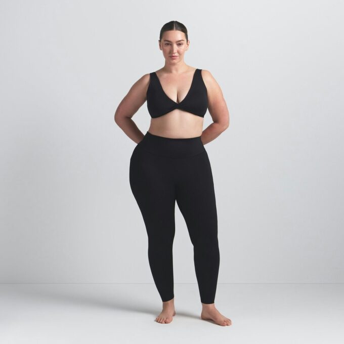 NikeSKIMS MATT 26″ LEGGINGS NikeSKIMS MATT 26″ LEGGINGS