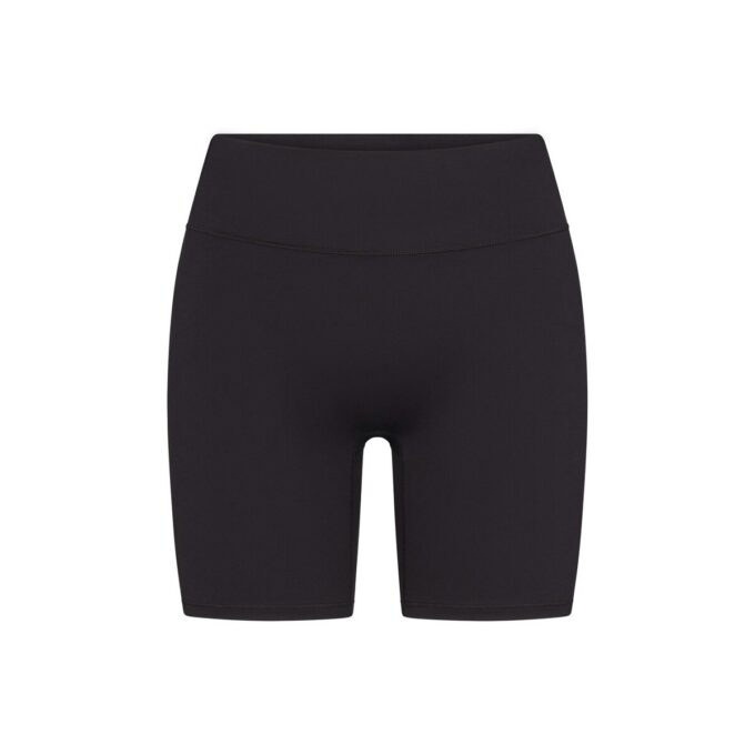 NikeSKIMS MATT 5″ BIKERSHORTS NikeSKIMS MATT 5″ BIKERSHORTS