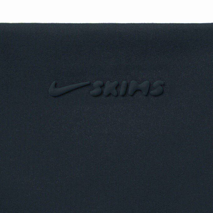 NikeSKIMS MATT CAMI-BH-TOPP NikeSKIMS MATT CAMI-BH-TOPP
