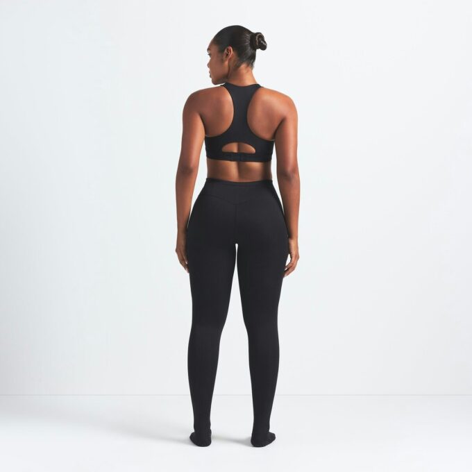 NikeSKIMS MATT FOOTSIE GRIP LEGGINGS NikeSKIMS MATT FOOTSIE GRIP LEGGINGS