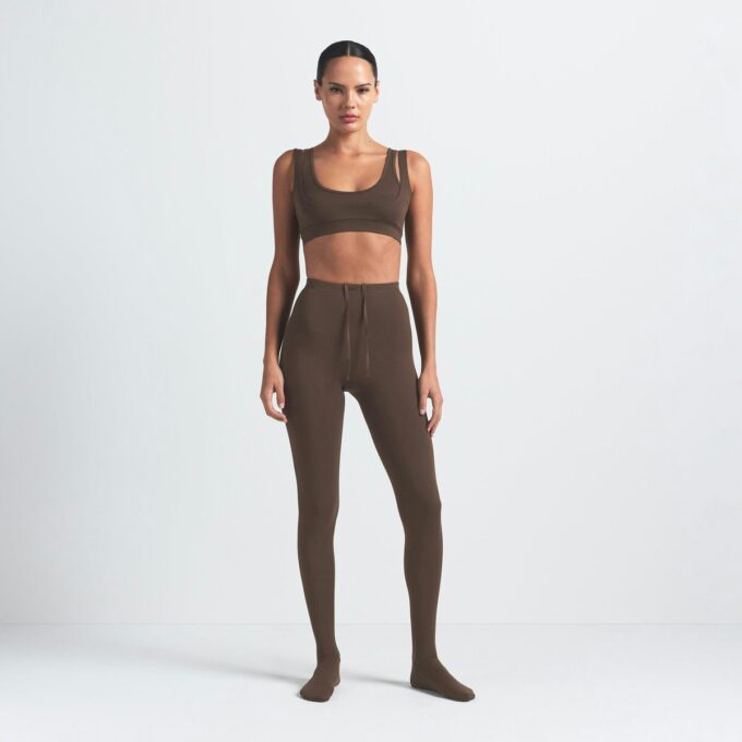 NikeSKIMS MATT FOOTSIE GRIP LEGGINGS NikeSKIMS MATT FOOTSIE GRIP LEGGINGS