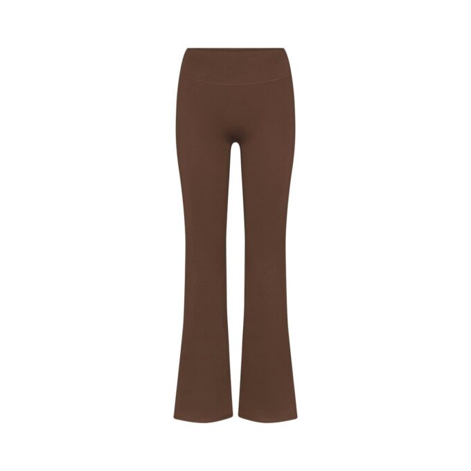 NikeSKIMS MATT SLIM FLARE LEGGINGS NikeSKIMS MATT SLIM FLARE LEGGINGS