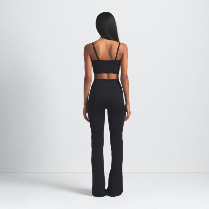 NikeSKIMS MATT SLIM FLARE LEGGINGS NikeSKIMS MATT SLIM FLARE LEGGINGS