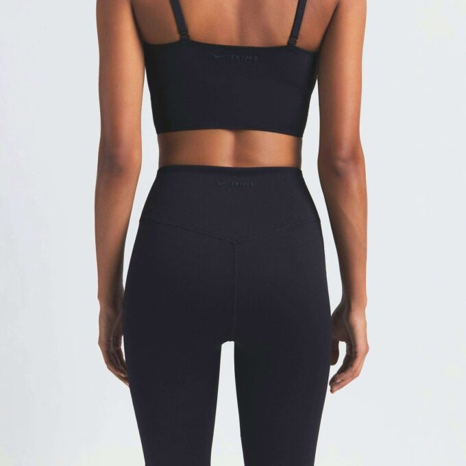 NikeSKIMS MATT SLIM FLARE LEGGINGS NikeSKIMS MATT SLIM FLARE LEGGINGS