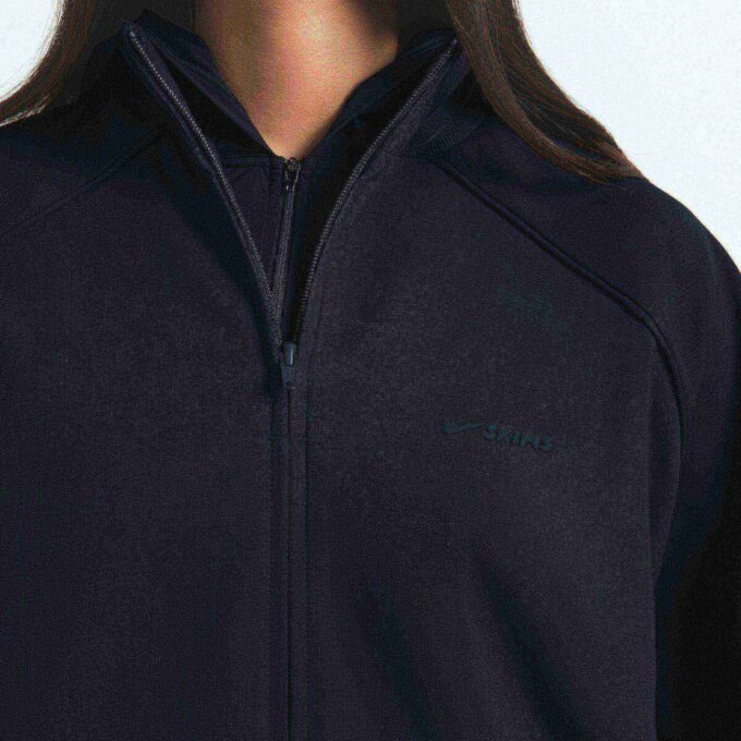 NikeSKIMS MATT TRICOT OVERSIZED TRÄNINGSJACKA NikeSKIMS MATT TRICOT OVERSIZED TRÄNINGSJACKA