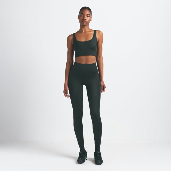NikeSKIMS SHINE BH-TOPP MED ROLL NRING NikeSKIMS SHINE BH-TOPP MED ROLL NRING