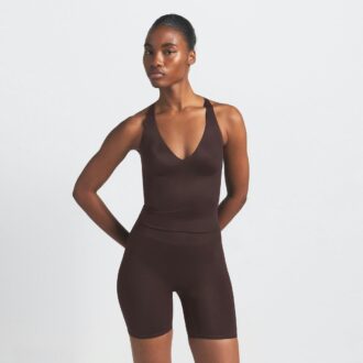 NikeSKIMS SHINE V-RINGAT LINNE