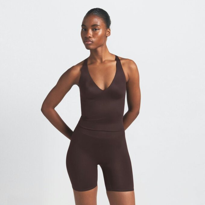 NikeSKIMS SHINE V-RINGAT LINNE