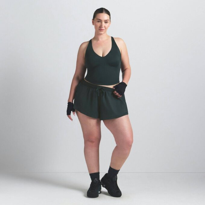 NikeSKIMS SHINE V-RINGAT LINNE