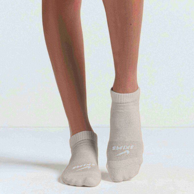 NikeSKIMS TILLBEHÖR DRI-FIT ANKLESTRUMPOR 3-PACK NikeSKIMS TILLBEHÖR DRI-FIT ANKLESTRUMPOR 3-PACK