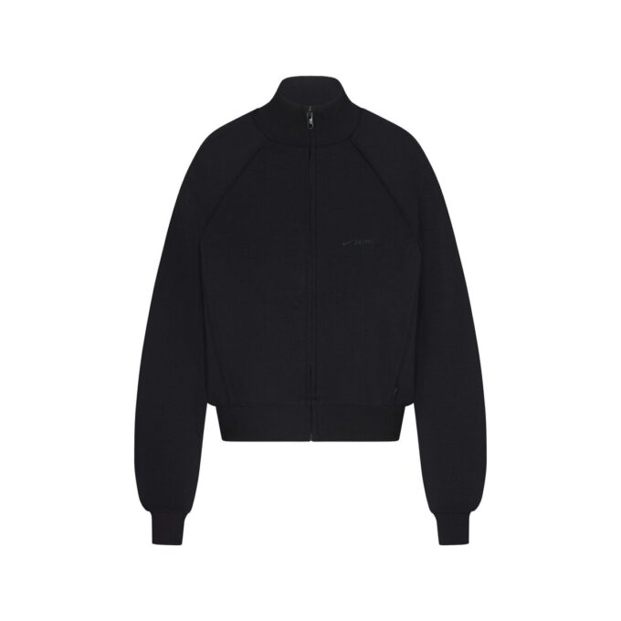 NikeSKIMS TRÄNINGSJACKA I MATT TRIKOT NikeSKIMS TRÄNINGSJACKA I MATT TRIKOT