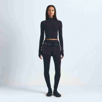 NikeSKIMS VINTAGE SÖMLÖS CROPTOPP MED HÖG HALS