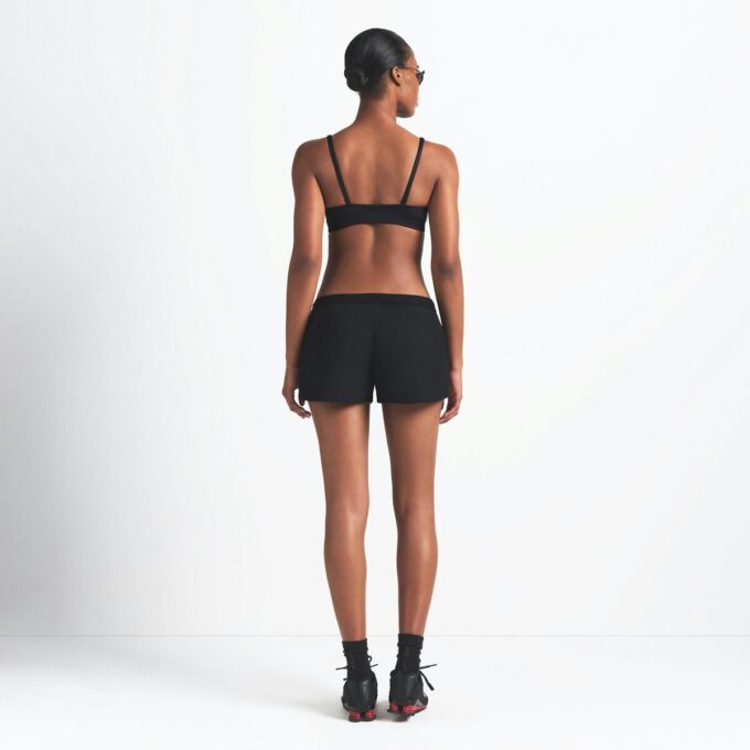NikeSKIMS VÄVD NYLON 2,5″ LÖPARSHORTS NikeSKIMS VÄVD NYLON 2,5″ LÖPARSHORTS