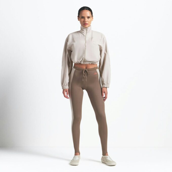 NikeSKIMS VÄVD NYLON CROP JACKA