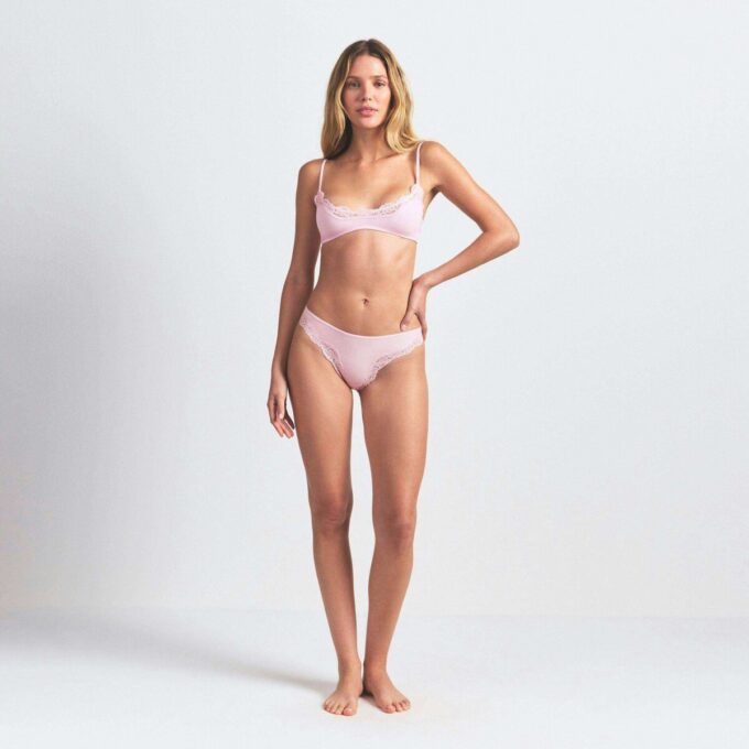 PASSAR ALLA 2-PACK SPOTS-BRALETTE MED SKÅL PASSAR ALLA 2-PACK SPOTS-BRALETTE MED SKÅL