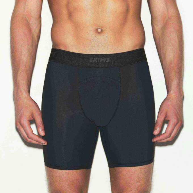 SKIMS FLEX HERR 7″ BOXERKALSONGER 3-PACK SKIMS FLEX HERR 7″ BOXERKALSONGER 3-PACK