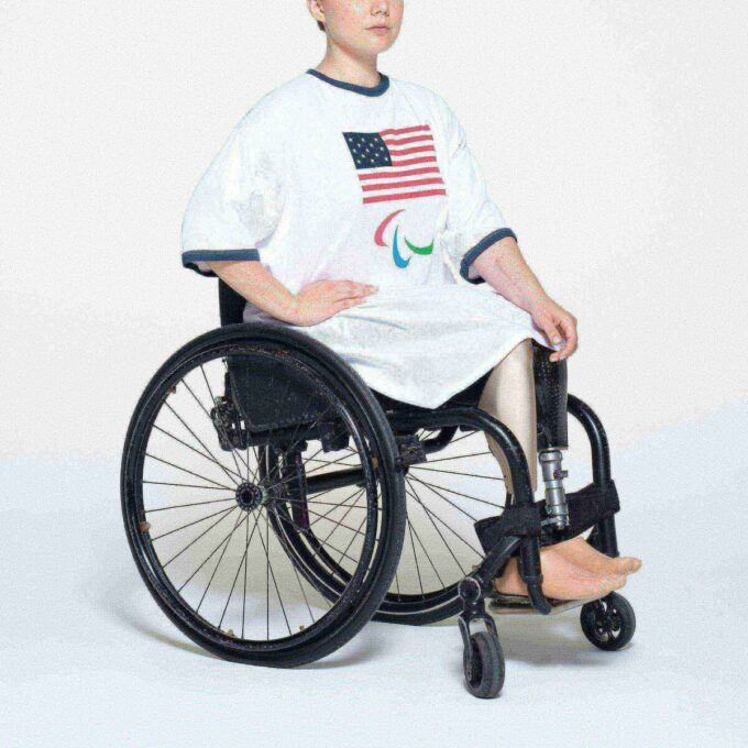SKIMS FÖR USA:S BOMULLSRIBBADE PARALYMPISKA T-SHIRT MINIKLÄNNING