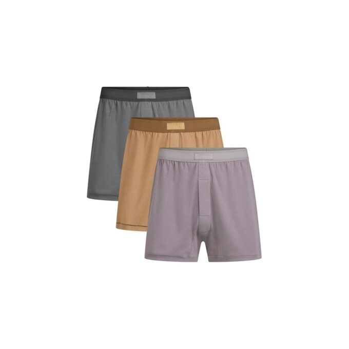 SKIMS HERRBOXERS I BOMULL STICKAD 3-PACK SKIMS HERRBOXERS I BOMULL STICKAD 3-PACK