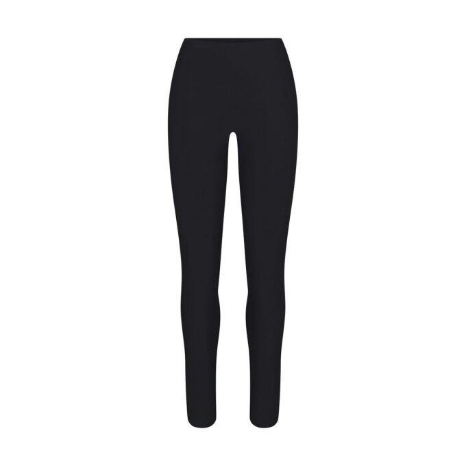 SKIMS RUMPFÖRSTÄRKANDE VADDERADE LEGGINGS