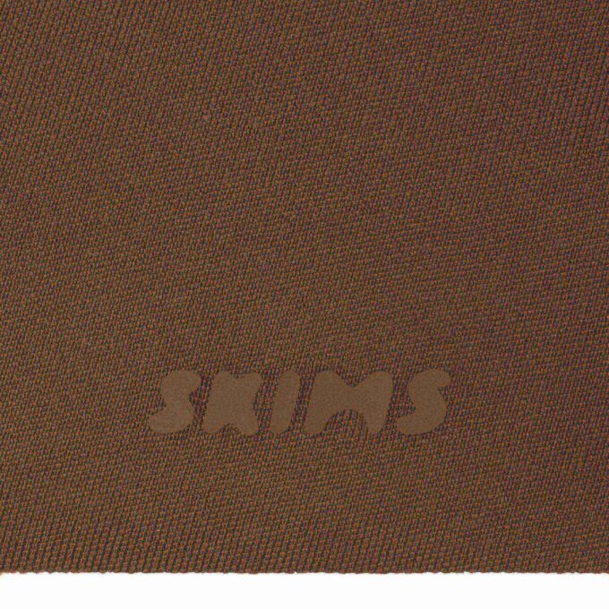 SKIMS ULTIMATE BODY PUSH-UP THONG-BODY