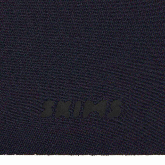 SKIMS ULTIMATE BODY PUSH-UP THONG-BODY