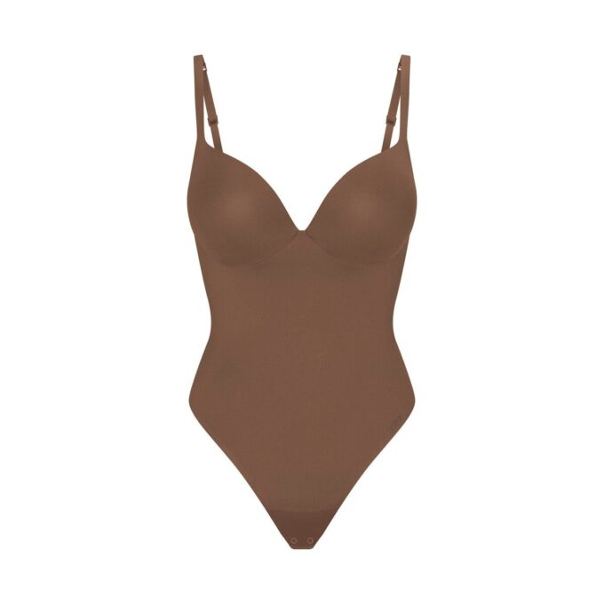 SKIMS ULTIMATE BODY PUSH-UP THONG-BODY