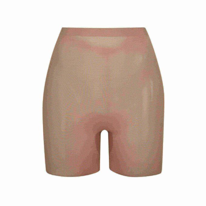 SKINKA SKULPTAD LÅG RYGG SHORT SKINKA SKULPTAD LÅG RYGG SHORT