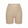 SKINKA SKULPTAD LÅG RYGG SHORT SKINKA SKULPTAD LÅG RYGG SHORT