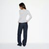 SKINLIG RIBBADD LÅNGÄRMAD TOPP MED RUND HALS SKINLIG RIBBADD LÅNGÄRMAD TOPP MED RUND HALS