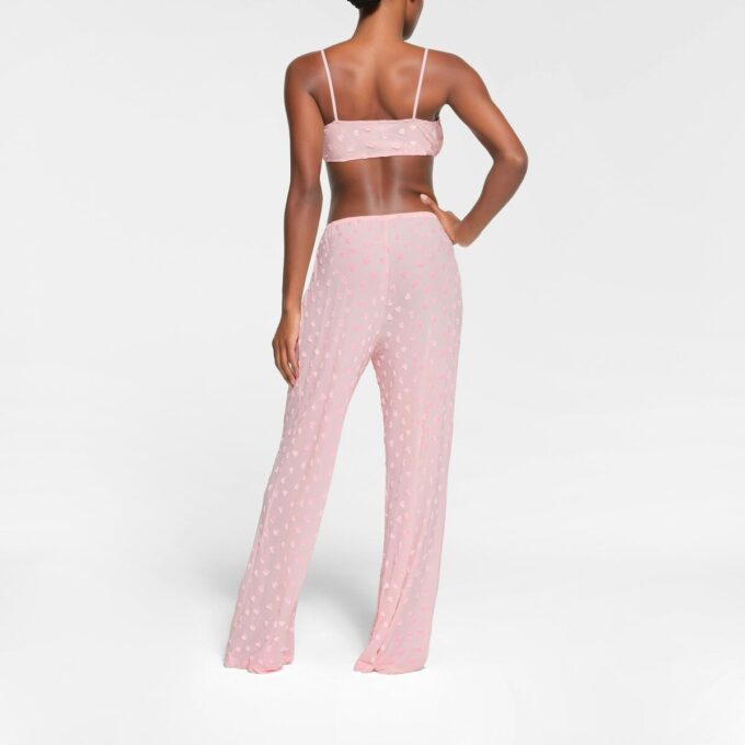 SKINLIG SAMMETSBRALETTE MED KNYTNING FRAM SKINLIG SAMMETSBRALETTE MED KNYTNING FRAM
