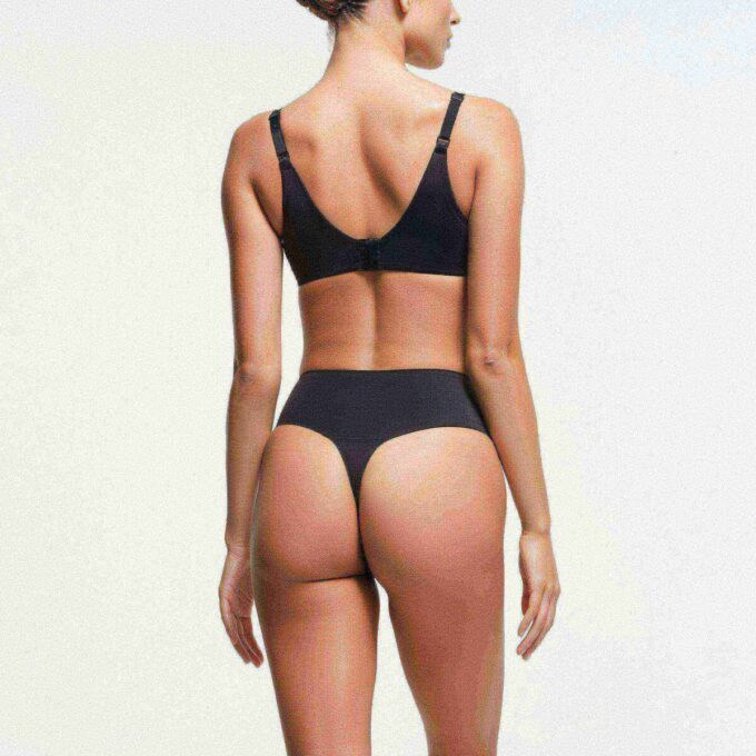 SMOOTHING INTIMATES HELTÄCKANDE BH SMOOTHING INTIMATES HELTÄCKANDE BH