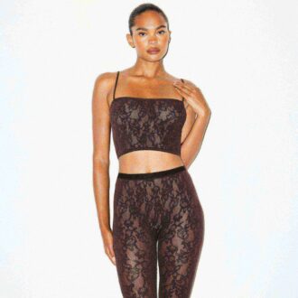 STICKAD SPETSBESKRIVEN CAMI