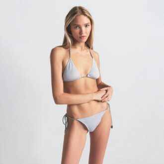 STRICKAD TRIANGELBRALETTE MED STRASS