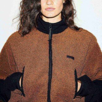 teddy tratthalad beskriven jacket 1 1 330x330 - TEDDY TRATTHALAD BESKRIVEN JACKET